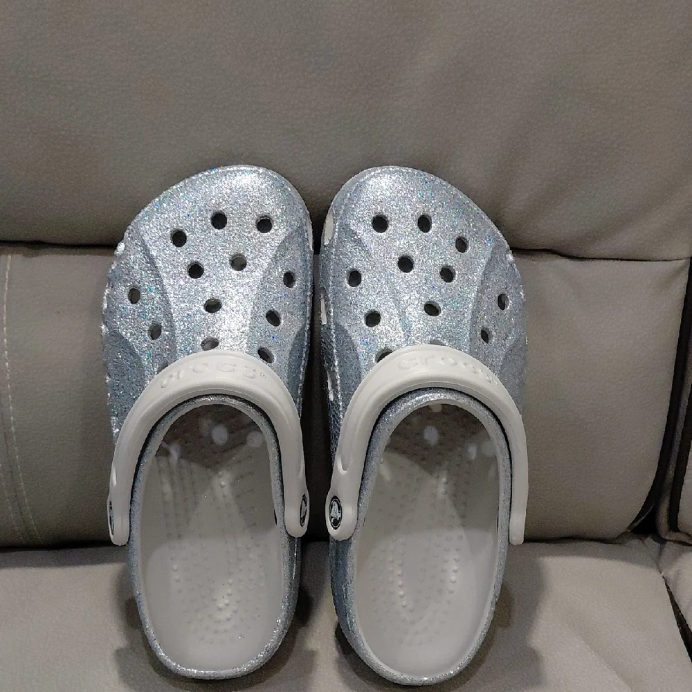 CROCS  Sparkly Clogs - Picture 3 of 9